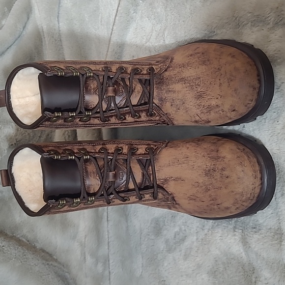 Ugg Kirkson Distressed Leather Boots Mens Size 12 - Picture 10 of 11